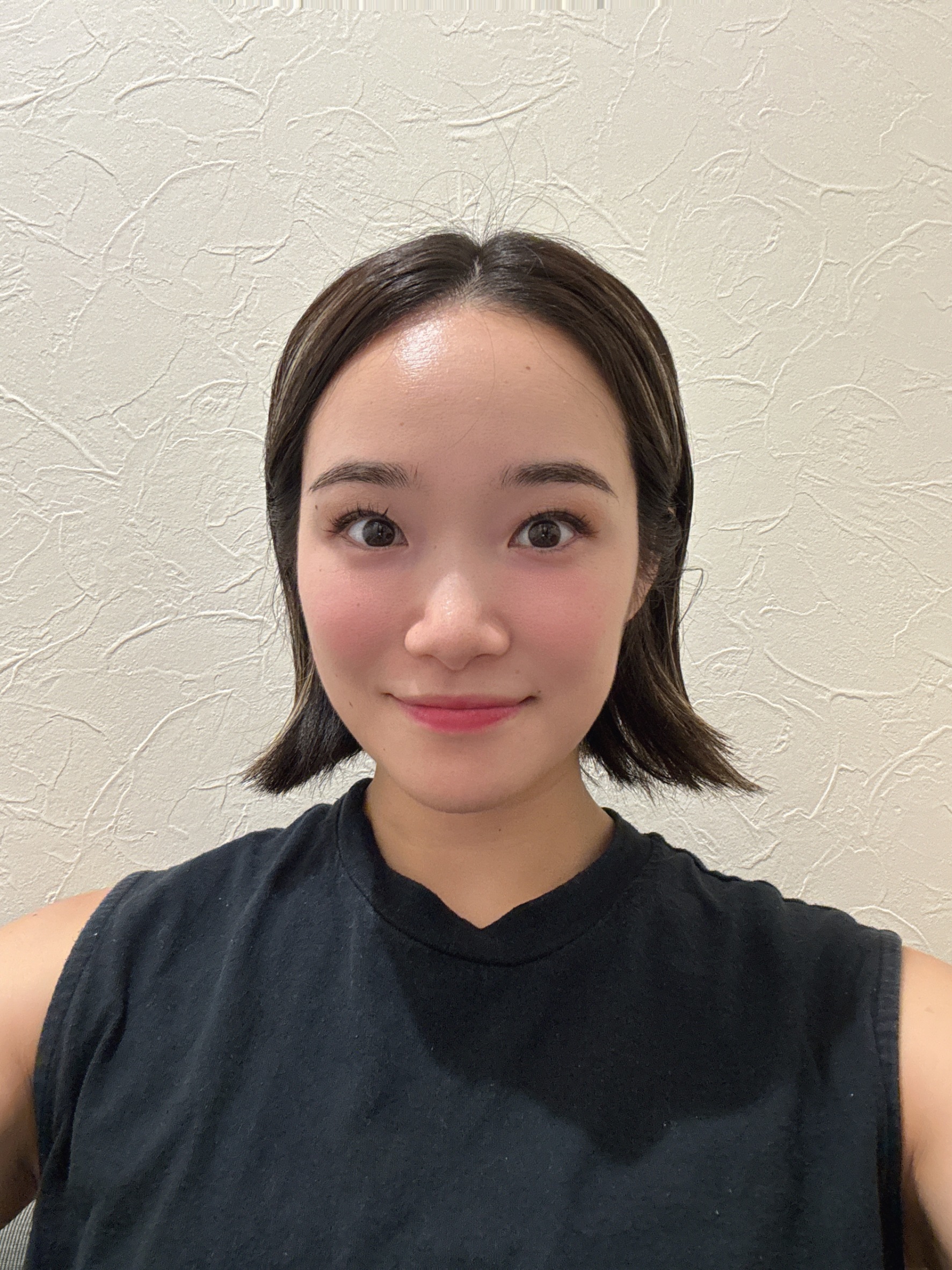 山本 梨里